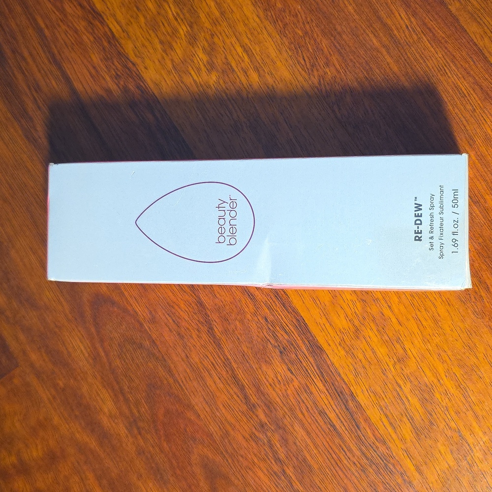 beautyblender Re-Dew Set & Refresh Spray - White